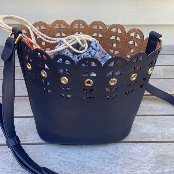 Stella & Dot Marin Bucket Crossbody Bag - Picture 1 of 16